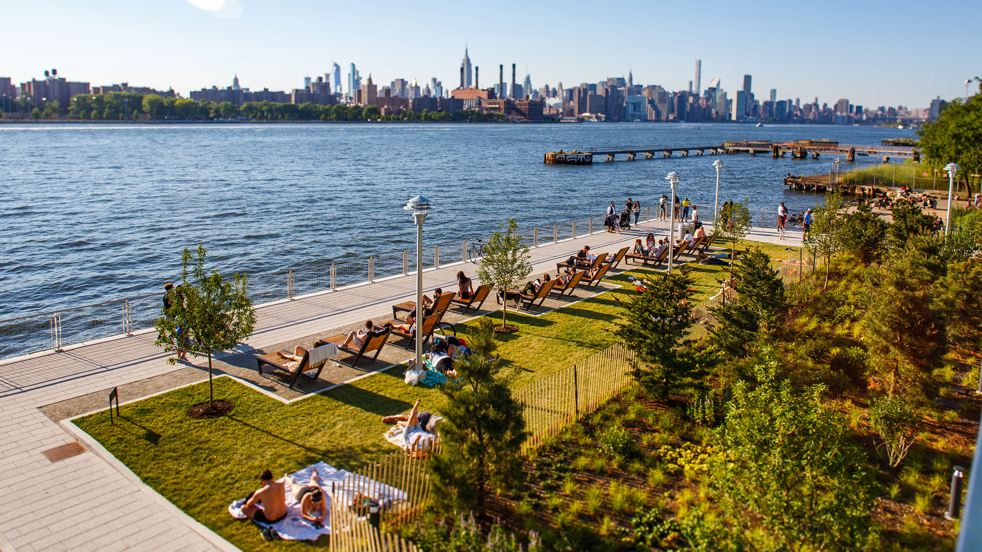 Live at Level Live in Williamsburg, Brooklyn